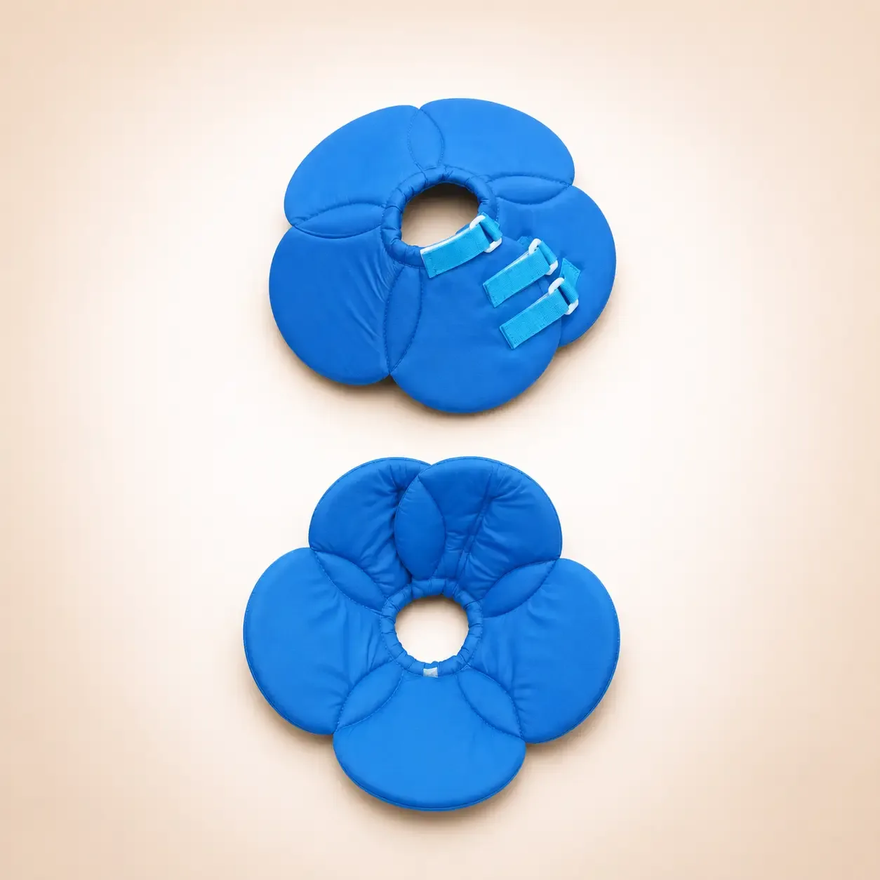 Collerette en forme de fleur bleu chien