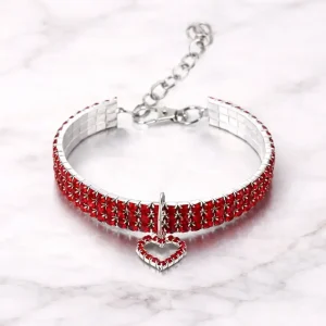 Collier chihuahua diamant coeur rouge