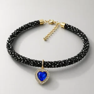 Collier en cuivre et zirconium chihuahua noir et bleu