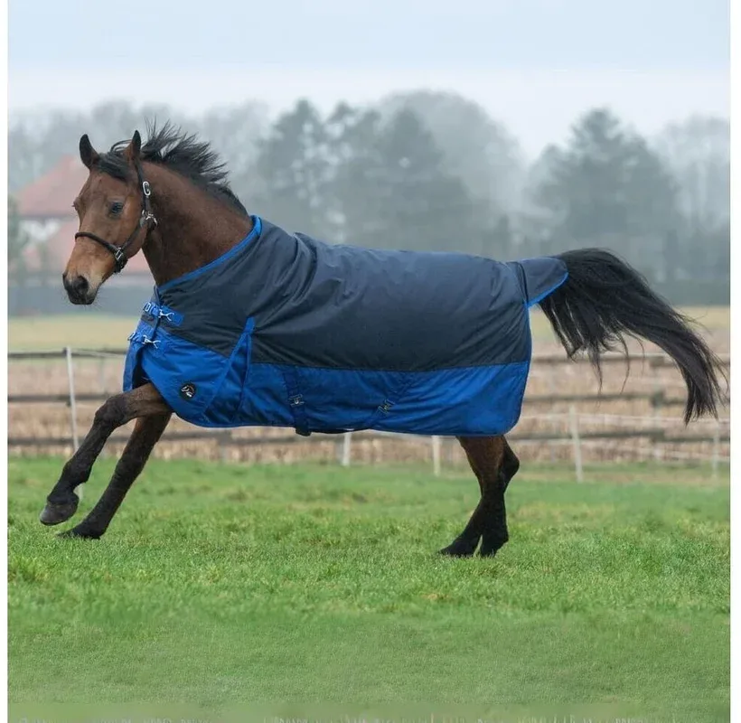 HKM Couverture d’extérieur Chester 600D 300g, taille 115, bleu foncé/bleu au meilleur prix sur fr