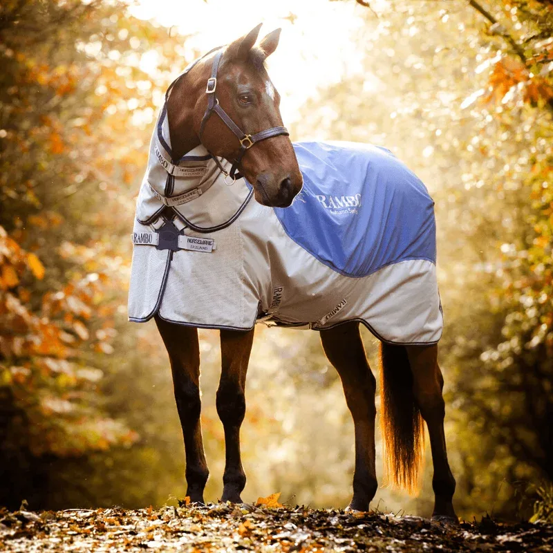 Horseware Rambo Autumn Series V3 0g Navy/Grey 145 cm / 6’6 au meilleur prix sur fr