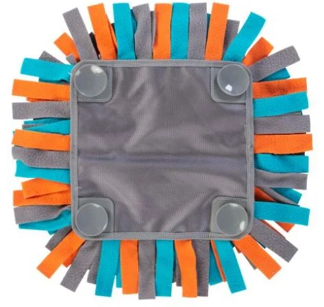Tapis de fouille Rond 15″ à Ventouses, Messy Mutts - Image 2